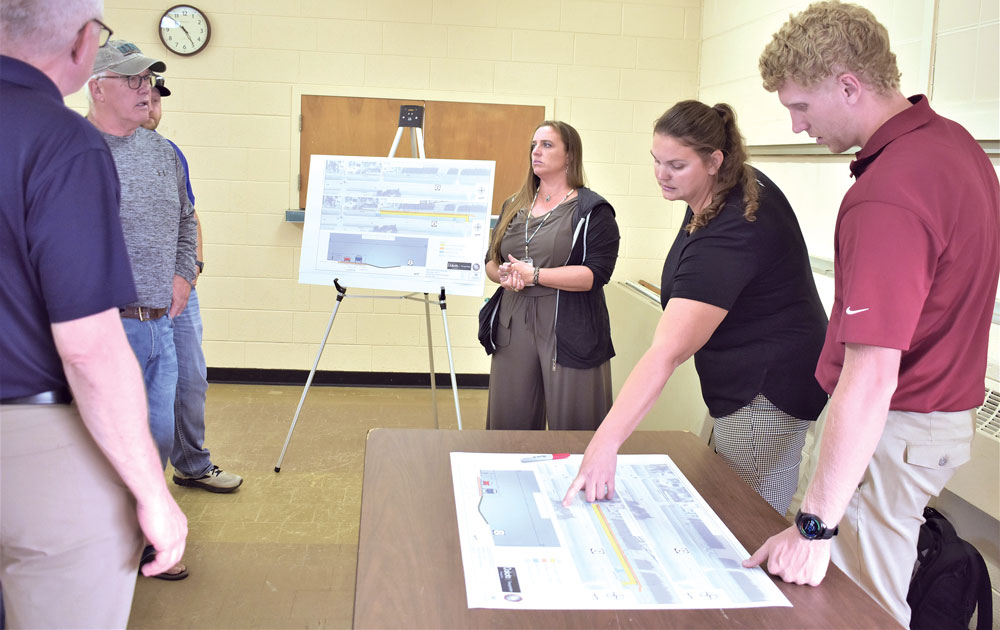 Engineering, DOT officials discuss hospital frontage road with public